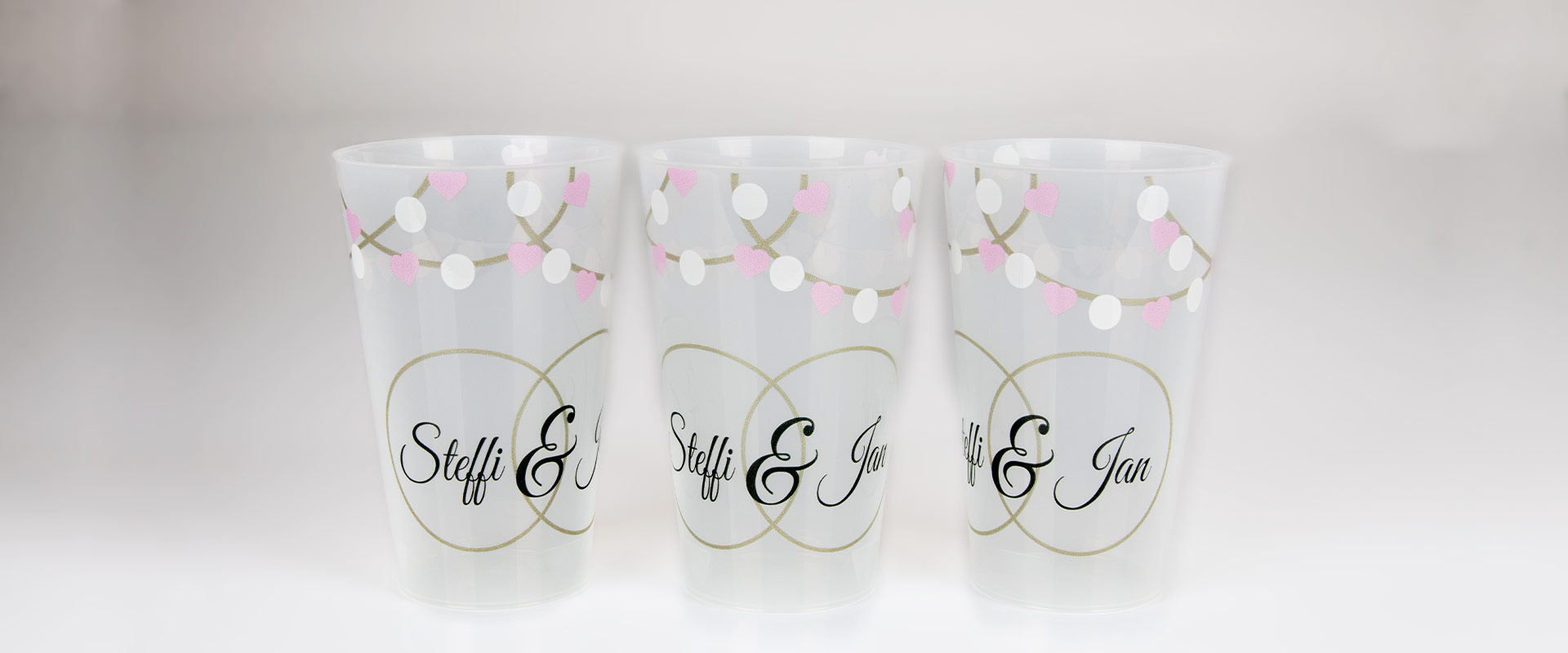 Gobelets réutilisables personnalisés pour mariage chez cupstorys.be